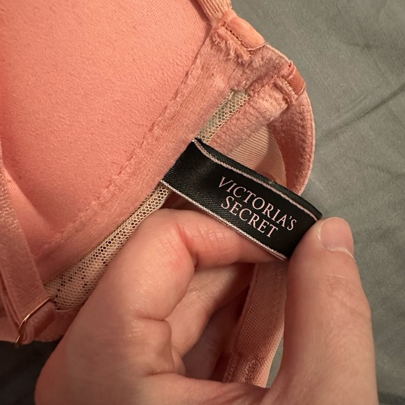 Brassière Victoria’s secret - Picture 2 of 4